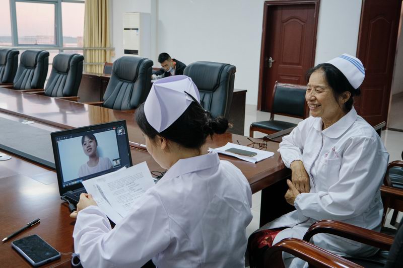 学校举办2020年"5.12"国际护士节主题活动--江西洪州职业学院